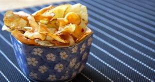 Sellerie Chips - ein knuspriger Low-Carb-Genuss
