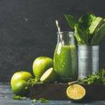 Einfach, Low Carb und lecker: der Apfel-Spinat-Smoothie