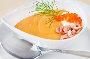 Ein herrlich einfaches Low-Carb-Rezept: Krabbensuppe!