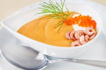 Ein herrlich einfaches Low-Carb-Rezept: Krabbensuppe!