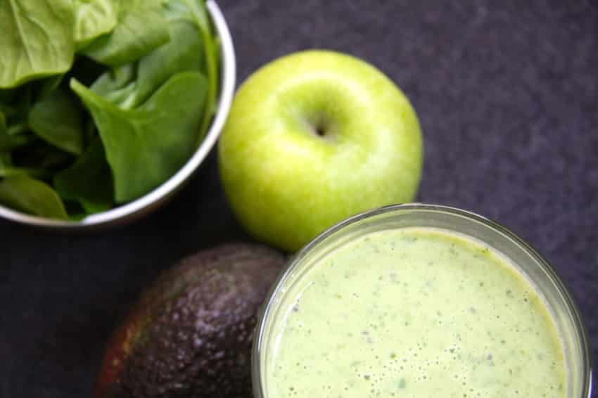 Low-Carb-Rezept für einen Frühstücksshake